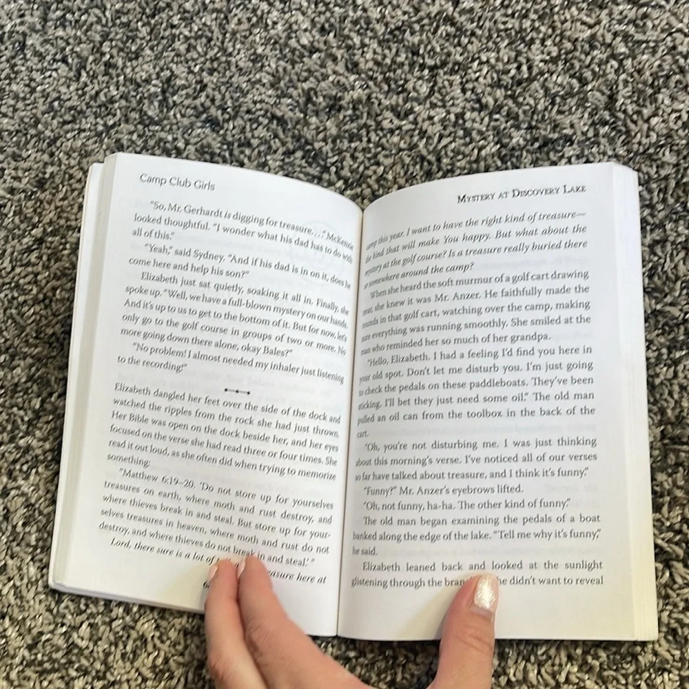 Girls book: camp club girls & the mystery at discovery Lake